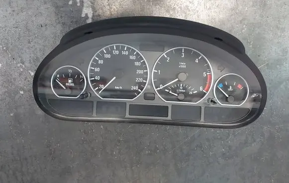 BMW 3 E46 Speedometer (instrument cluster) 6956983 62116956983 0263639262