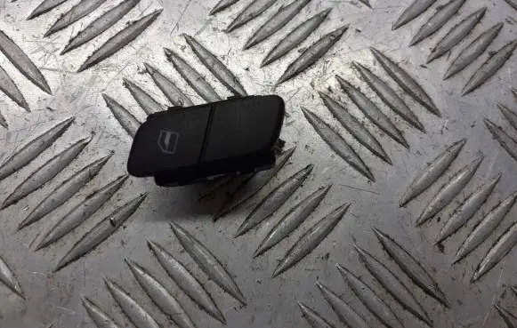 Volkswagen Polo IV 9N3 Quarter vent window switch 6Q0959856