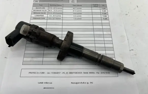 Fuel injector