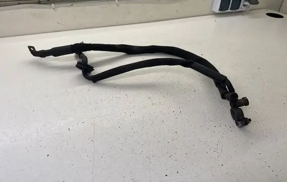 Volkswagen Multivan T5 Positive cable (battery) 7H0971158L