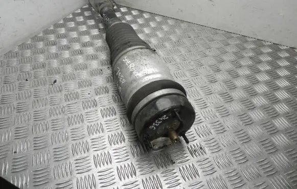 Jeep Grand Cherokee Rear shock absorber/damper 68231887AA