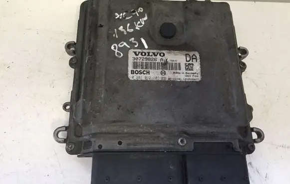 Volvo XC90 Engine control unit/module 30729826A