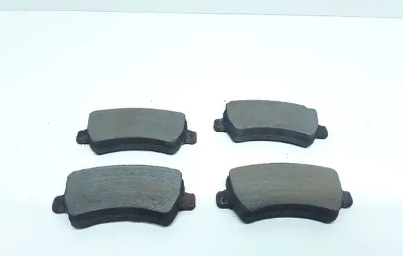 Volvo V70 Brake pads (rear) 