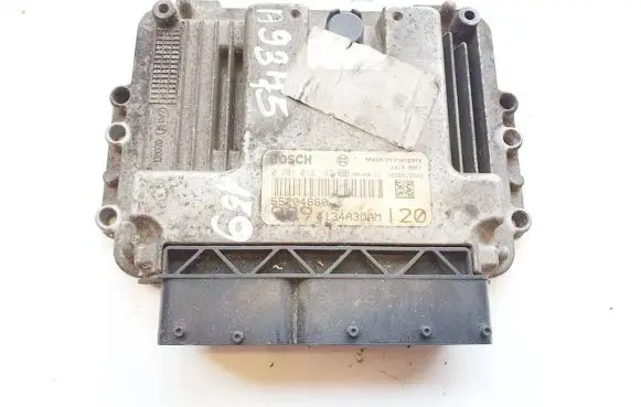 Alfa Romeo 159 Engine control unit/module 0281013137 55204660