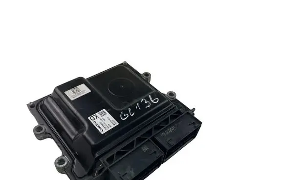 Volvo V60 Engine control unit/module ECU 31452623
