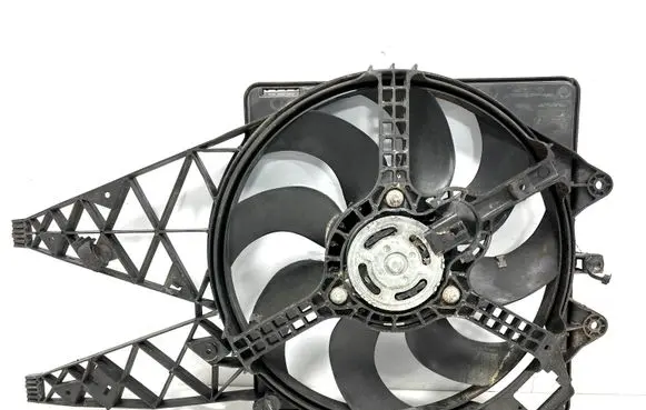 Fiat Grande Punto Radiator cooling fan shroud 871300200