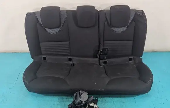 Renault Clio IV Second row seats IMPRK1347600