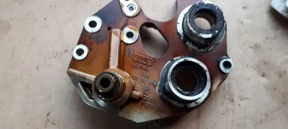 Audi A6 S6 C6 4F Timing chain cover 079109361J