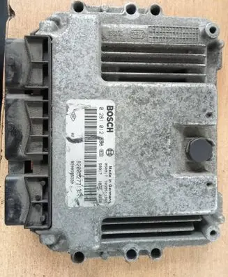 Renault Laguna II Engine control unit/module 0281012588