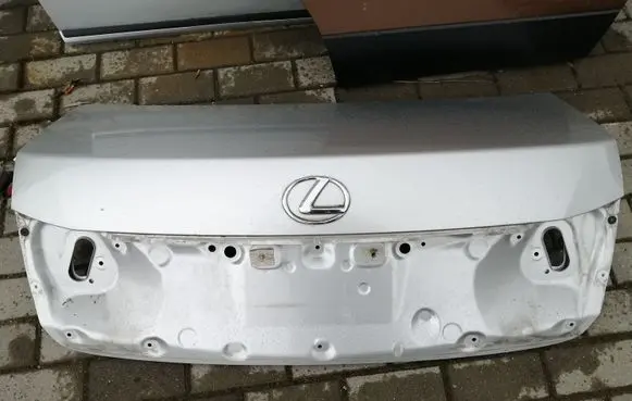 Lexus GS 300 350 430 450H Tailgate/trunk/boot lid