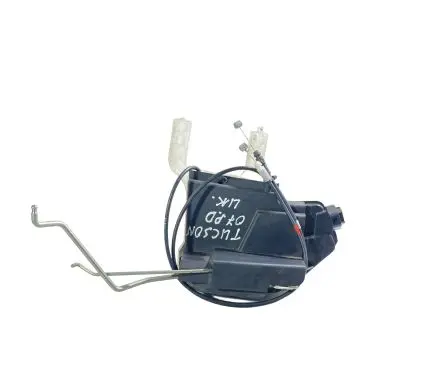 Hyundai Tucson JM Front door lock