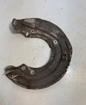 BMW 4 F32 F33 Front brake disc dust cover plate 6872082