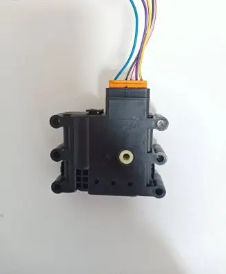 Mazda 6 Air flap motor/actuator 7831Z