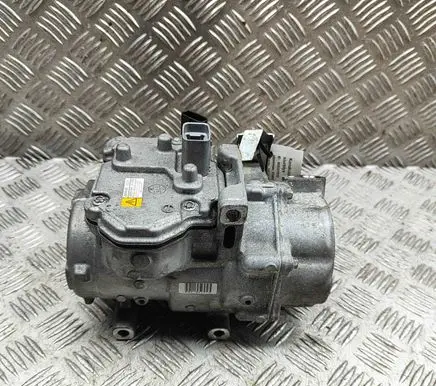 Lexus RX 450H Air conditioning (A/C) compressor (pump) 0422000464