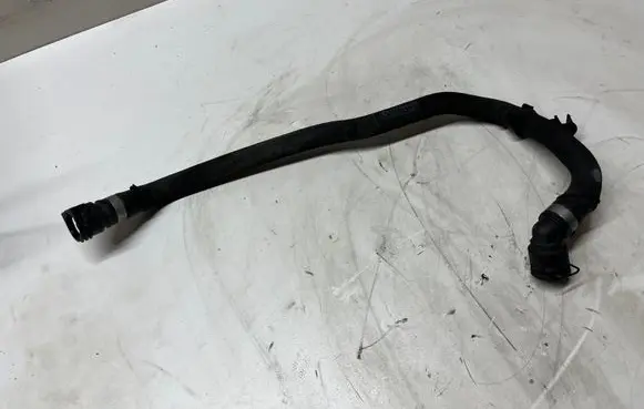 BMW X1 F48 F49 Engine coolant pipe/hose 8584837