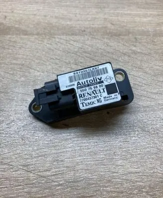 Renault Megane I Airbag control unit/module 7700437301C 550759800