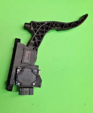 Skoda Octavia Mk1 (1U) Accelerator throttle pedal 0281002342 1J1721503K 187301355