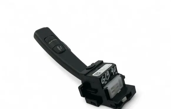 Volvo XC70 Indicator stalk 31394001
