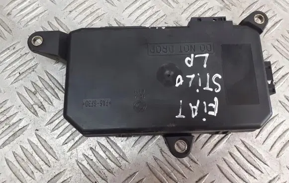 Fiat Stilo Door control unit/module 46775024