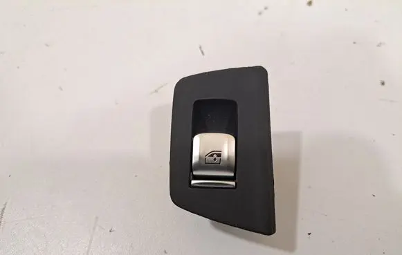 BMW 5 G30 G31 Electric window control switch 9299457 2844357