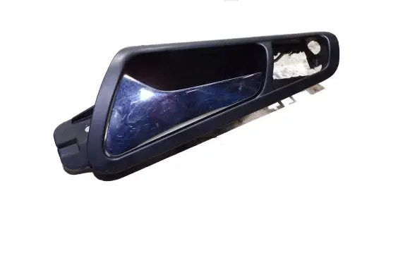 Volkswagen PASSAT B6 Front door interior handle 3C1837113D
