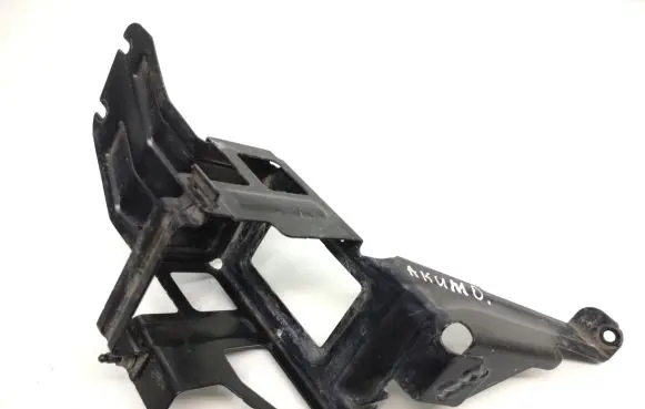 Battery bracket