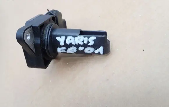 Toyota Yaris Verso Mass air flow meter 222040J010