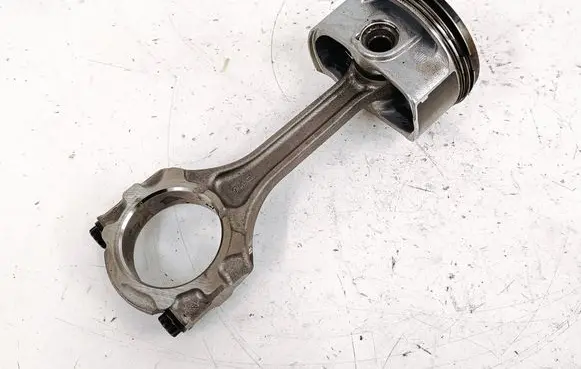 Lexus NX Piston with connecting rod 