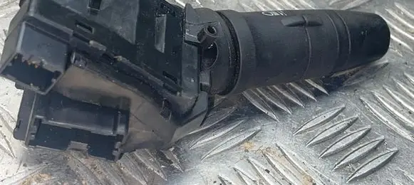 Nissan X-Trail T30 Indicator stalk 6621 25540