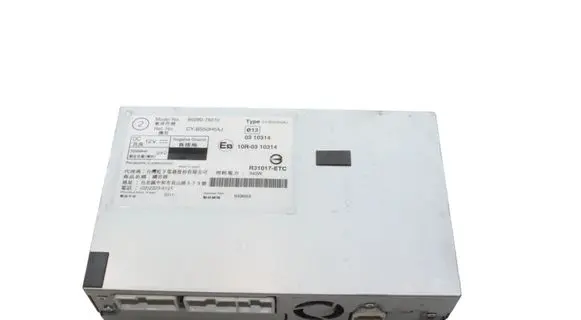 Lexus CT 200H Sound amplifier 8628076010
