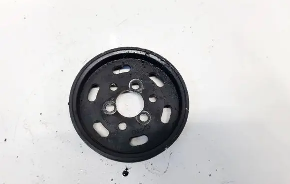 Skoda Octavia Mk1 (1U) Power steering pump pulley 038145255B