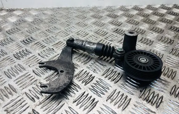 Volkswagen PASSAT B5.5 Alternator belt tensioner 038145283