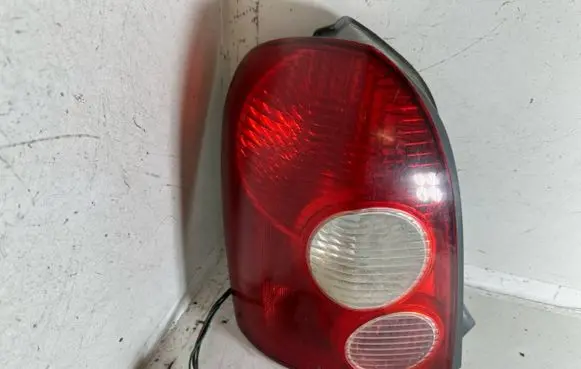 Mazda 323 F Rear/tail lights