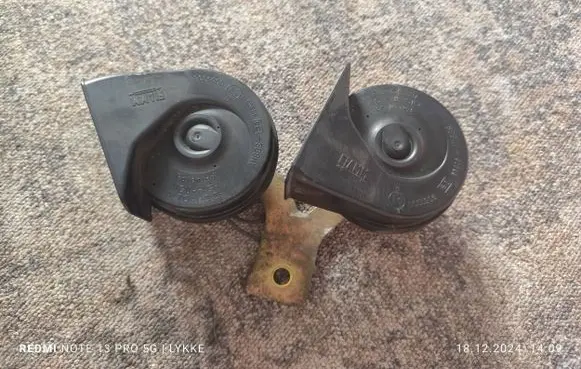 Renault Laguna II Horn signal 0055306 0610616