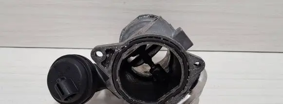 Audi A3 S3 8L EGR valve 038129637A
