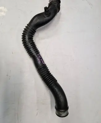 BMW 1 E82 E88 Intercooler hose/pipe 7797481