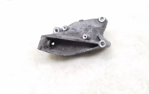 Volkswagen Amarok Engine mounting bracket 03L199307