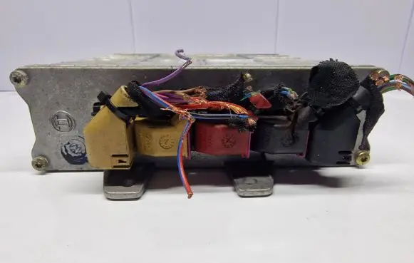 Audi A4 S4 B5 8D Engine control unit/module 8D0907557BX