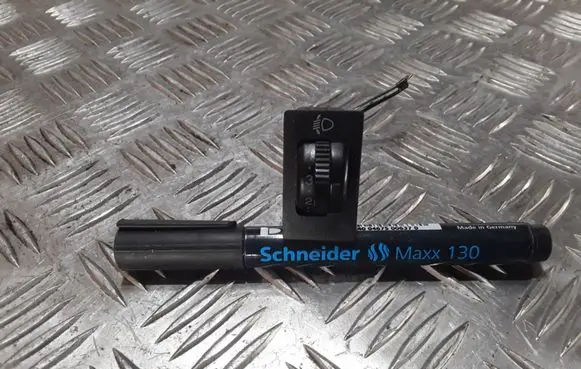 Toyota Corolla E120 E130 Headlight level height control switch