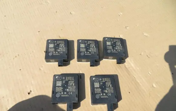 Mercedes-Benz C W206 Distronic sensor radar 77V125CRN