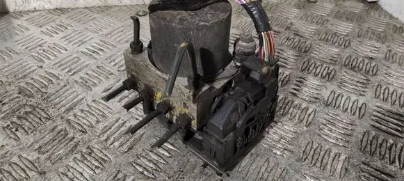 Toyota Avensis T250 ABS Pump 0265800313 38604B1020