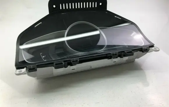 Volvo V60 Speedometer (instrument cluster) 31473468 G990