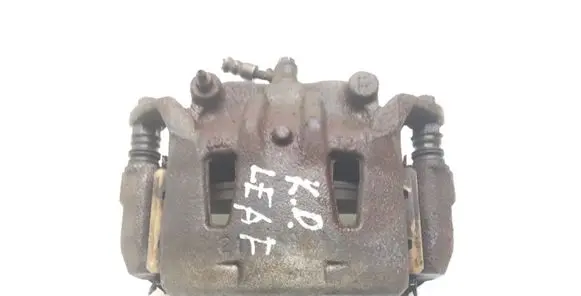 Nissan Leaf I (ZE0) Front brake caliper