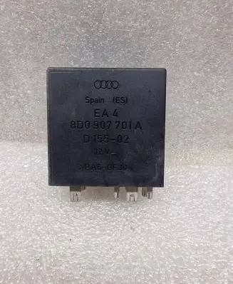 Audi A8 S8 D2 4D Other relay 8D0907701A D15502
