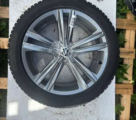 Volkswagen Arteon R18 winter tire 3G8601025N