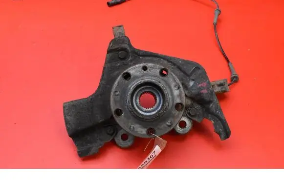Opel Combo D Front wheel hub spindle knuckle