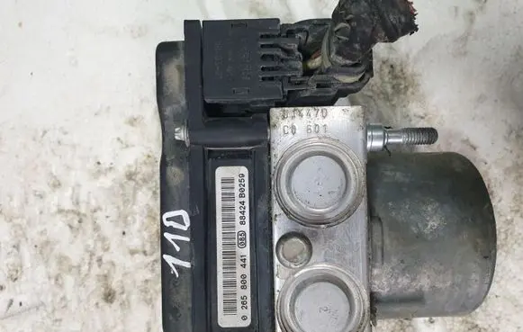Toyota Aygo AB10 ABS Pump 02652311579 445100H010 0265800441