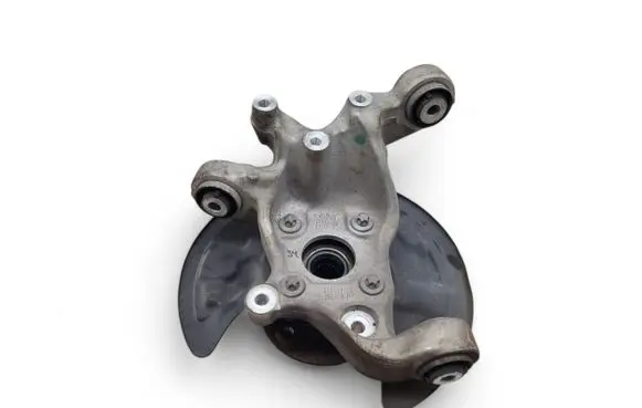 Mercedes-Benz GLA W156 Rear wheel hub 2460006 A2460006