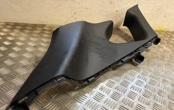Hyundai Tucson IV NX4 (C) pillar trim 85850n7000
