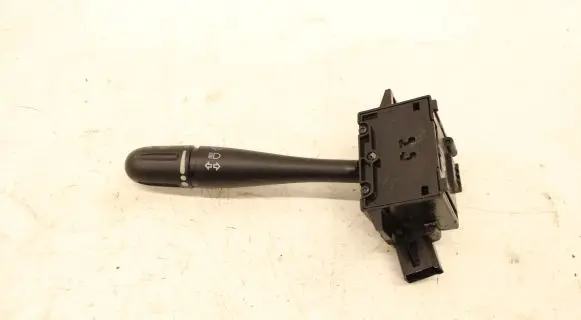 Chrysler Town & Country IV Indicator stalk 04685711AA